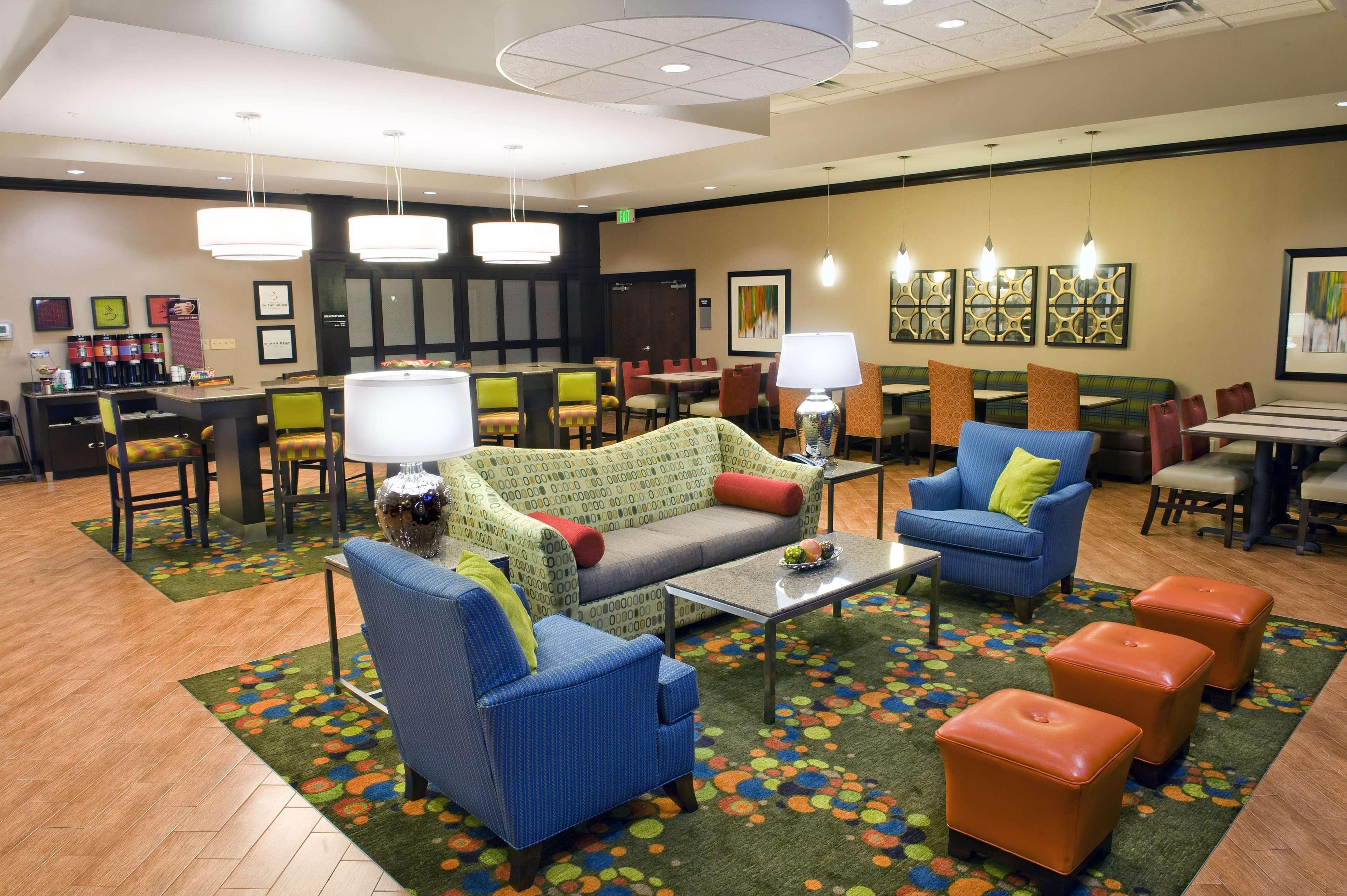Hampton Inn Evansville Airport Exterior foto