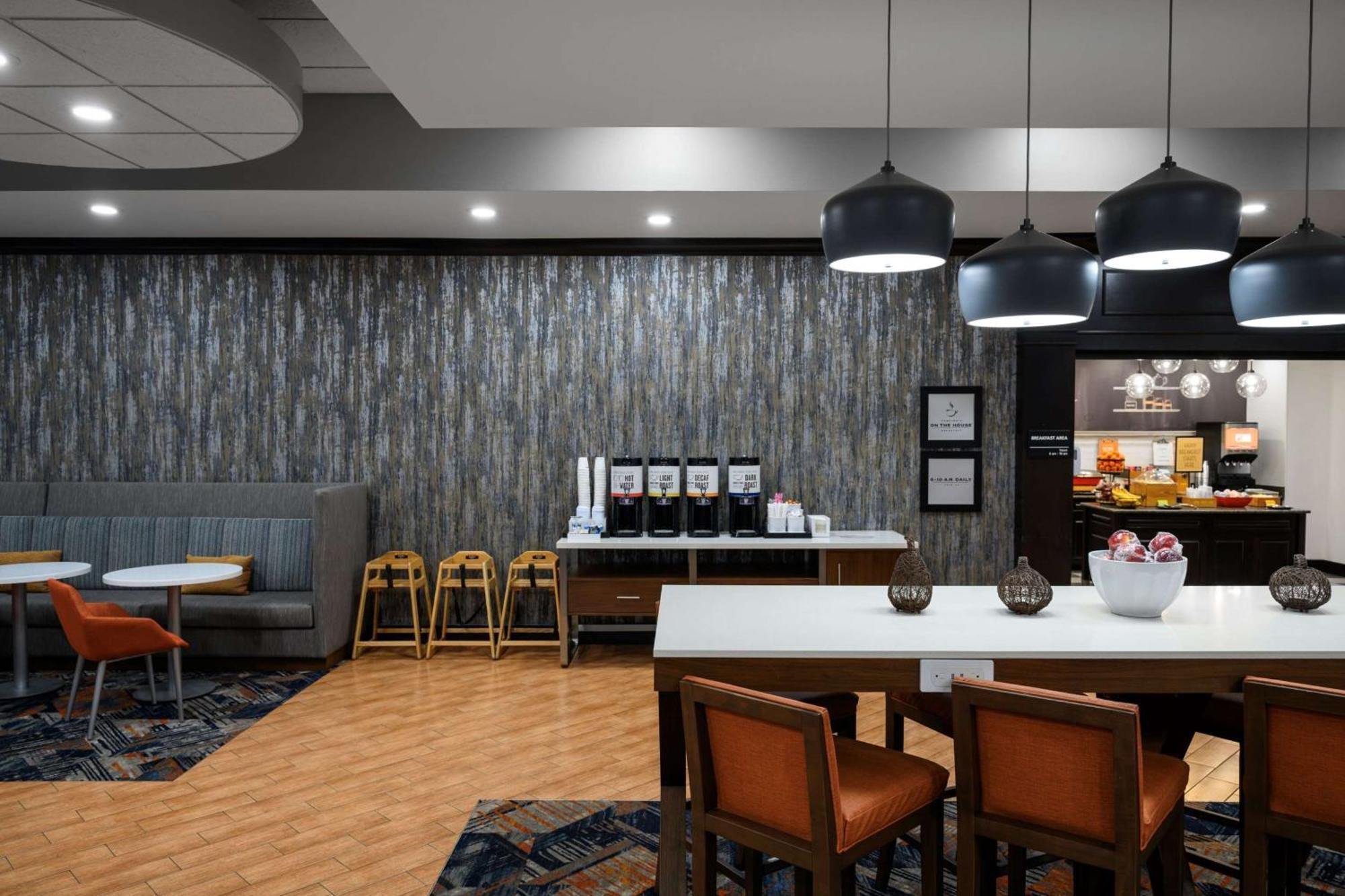 Hampton Inn Evansville Airport Exterior foto