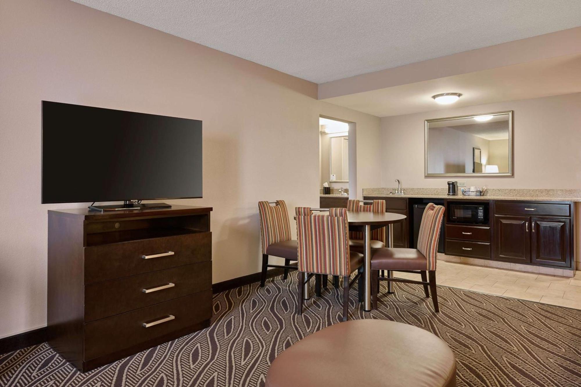 Hampton Inn Evansville Airport Exterior foto